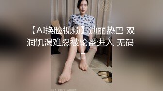 服装商城女厕偷拍多位年轻嫩妹的小黑鲍 (6)