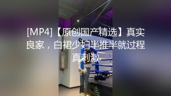 【11月新档】巅峰身材顶级豪乳「npxvip」OF私拍 手臂粗的阳具入穴，鹅蛋大的肛珠入菊，玩到大量潮喷，真是人活久见！2