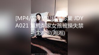 -大奶美女炮击抽插自慰 炮机速度惊人 小逼怎么受的了