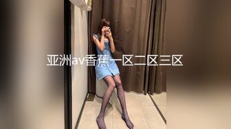 官方售价39元❤️一对好闺蜜一起逛街被一箭双雕抄底黑裙美女穿着紫色花内勒出深深屁股缝