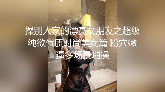 20岁活力美少女，掏出大奶子揉捏，圆润大肥臀脱下内裤，中指扣入粉穴高潮流出白浆