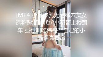 大哥草逼真猛白丝情趣女仆小女友被大哥激情后入爆草，草到兴奋时打小骚逼屁股真爽抱起来干